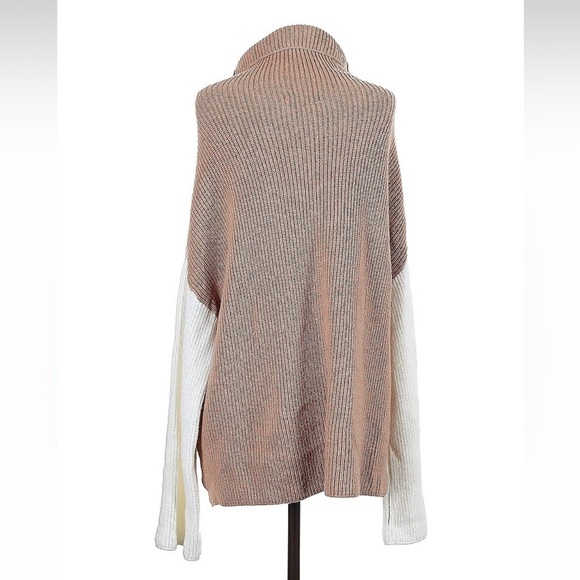 Carly Jean LA | Color Block Sweater - Picture 3 of 7